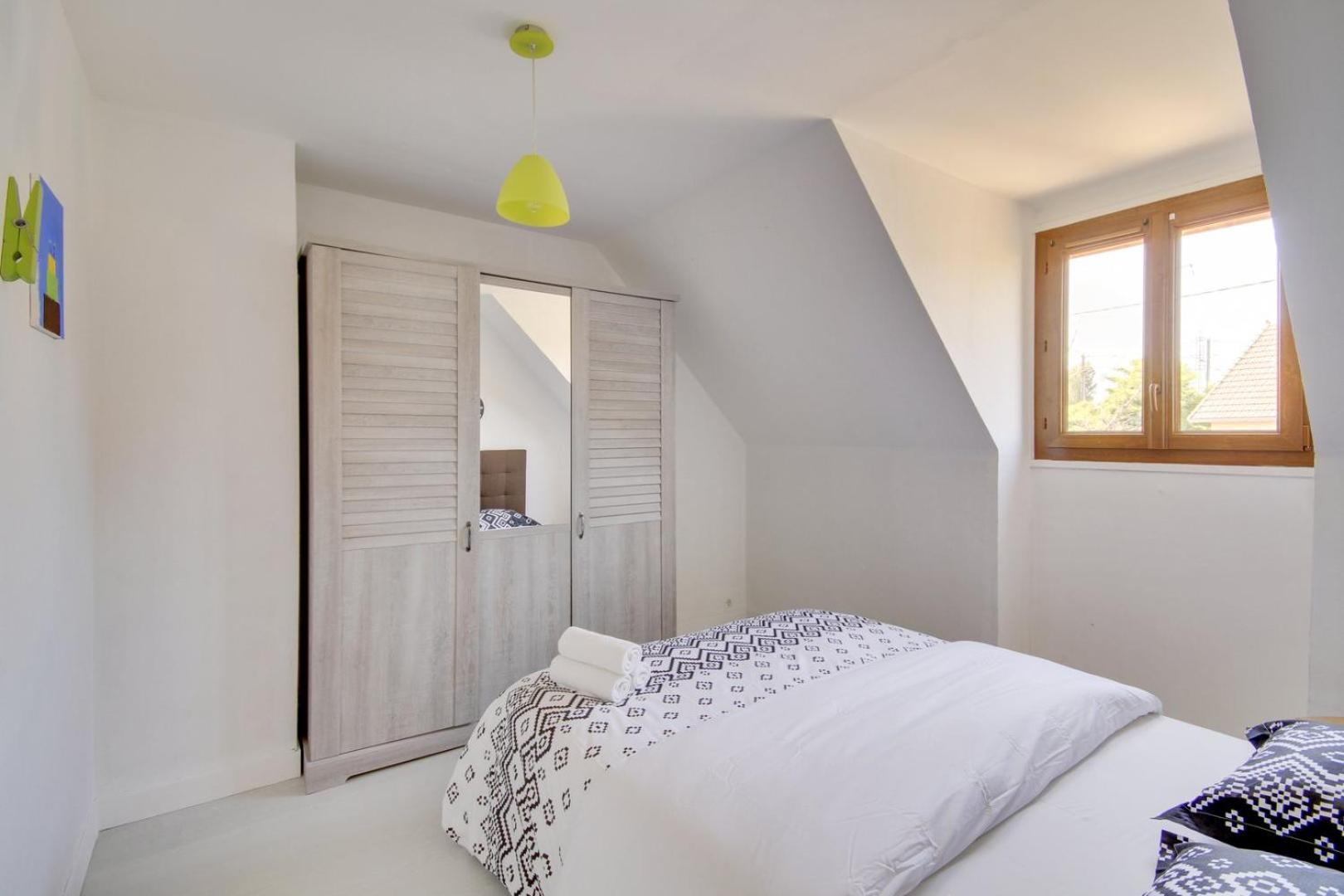 Authentique Demeure Familiale A Neuilly-Sur-Marne Hotel Exterior photo